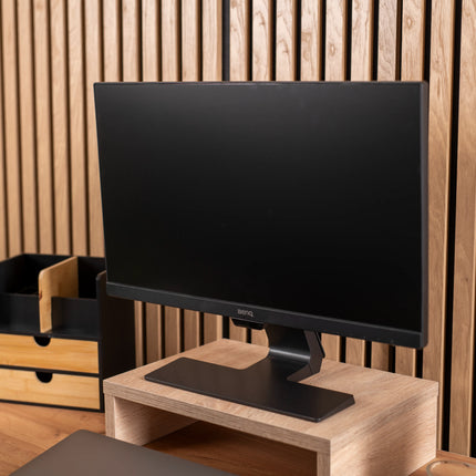 LCD monitor 24" s LED podsvícením a Full HD